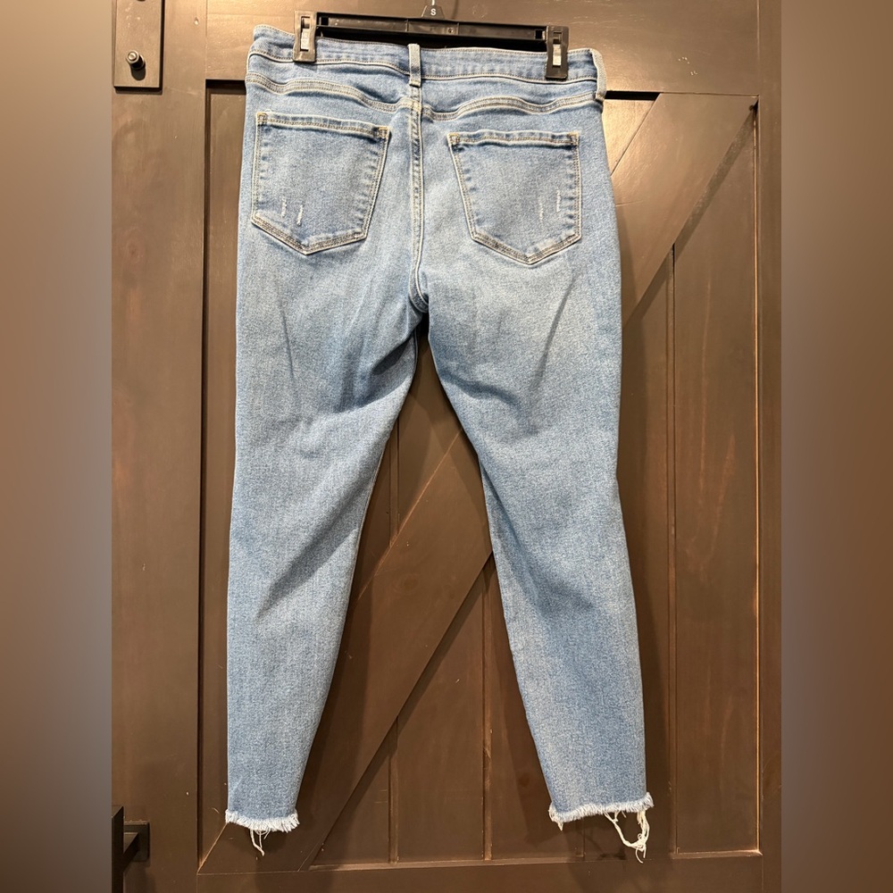 Old Navy Light Blue Distressed Skinny Jeans (10 Short) - Picture 4 of 4